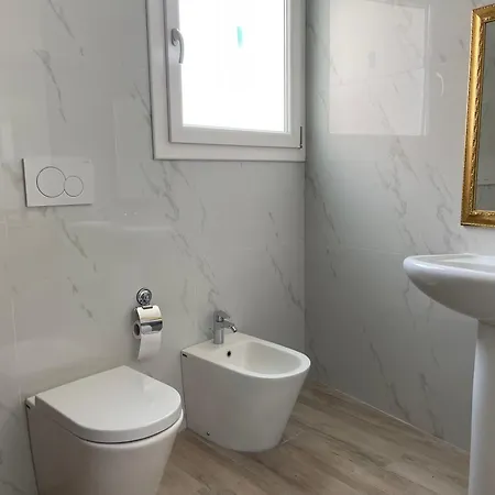 Chilometro Mille E 게스트하우스 3*